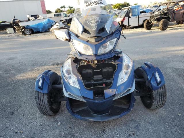 2BXNBDD21HV000150 - 2017 CAN-AM SPYDER ROA BLUE photo 9