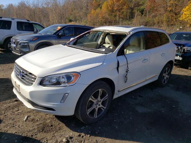 YV4902RK5F2749720 - 2015 VOLVO XC60 T6 PR WHITE photo 2