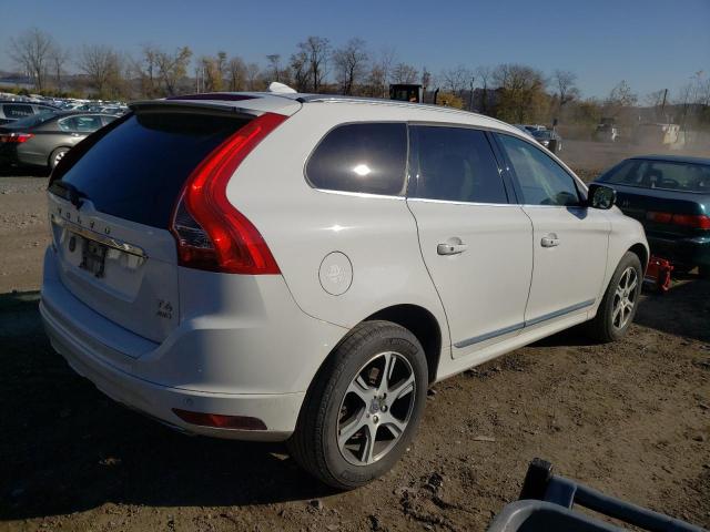 YV4902RK5F2749720 - 2015 VOLVO XC60 T6 PR WHITE photo 4