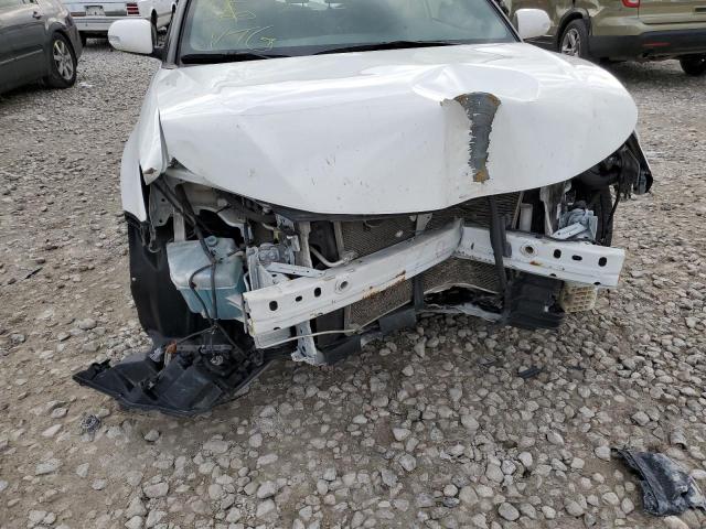 JTKJF5C71E3077564 - 2014 TOYOTA SCION TC WHITE photo 9