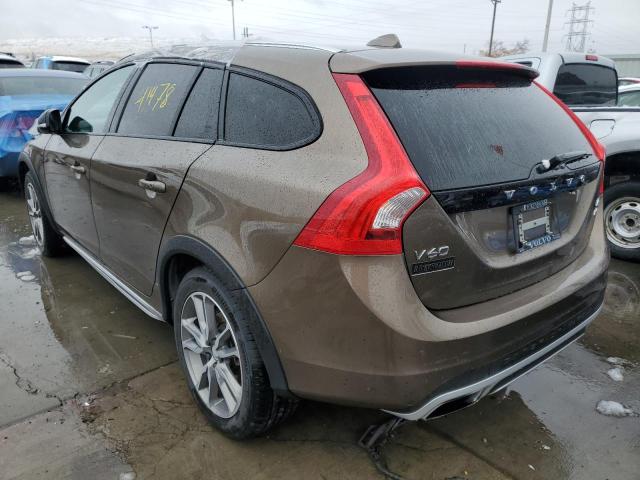 YV4612HK4G1017779 - 2016 VOLVO V60 CROSS BROWN photo 3