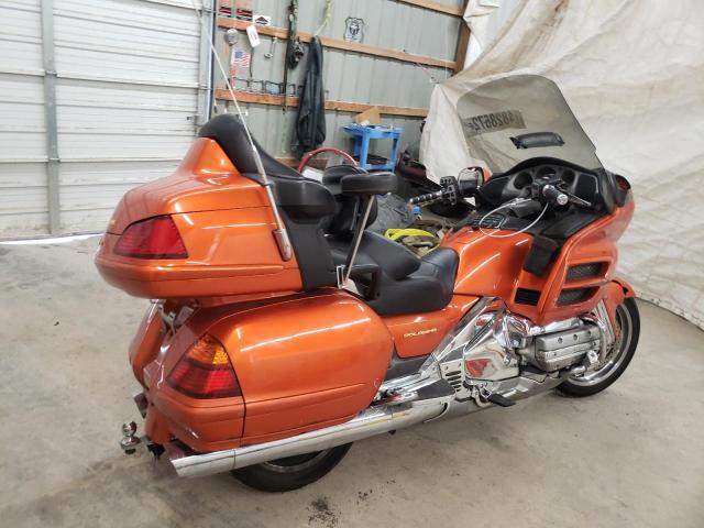 1HFSC47002A107372 - 2002 HONDA GL1800 ORANGE photo 4