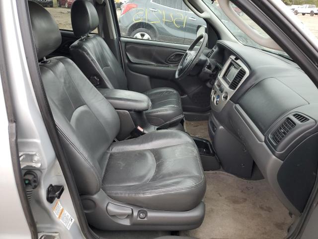 4F2CZ06154KM20513 - 2004 MAZDA TRIBUTE ES 银色 照片 5