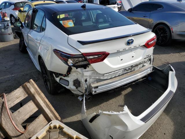 4T1K31AKXMU020563 - 2021 TOYOTA CAMRY XSE WHITE photo 3