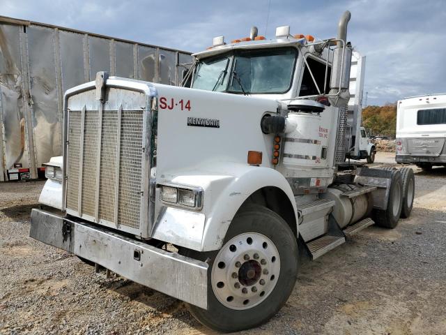 1XKWDR9X9VJ741465 - 1997 KENWORTH CONSTRUCTI WHITE photo 2