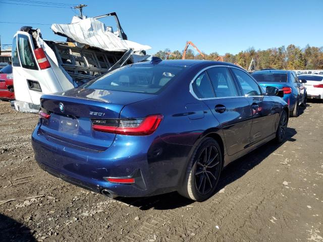 WBA5R7C51KAJ83740 - 2019 BMW 330XI BLUE photo 4