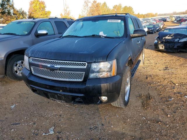 1GNSKJE74DR102828 - 2013 CHEVROLET SUBURBAN K BLACK photo 2