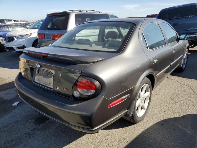 JN1CA31D61T621095 - 2001 NISSAN MAXIMA GXE GRAY photo 4