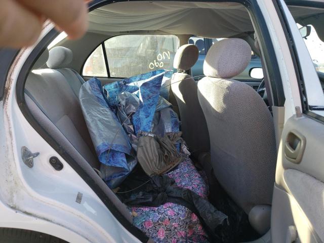 1Y1SK5283YZ415268 - 2000 CHEVROLET GEO PRIZM თეთრი ფოტო 6