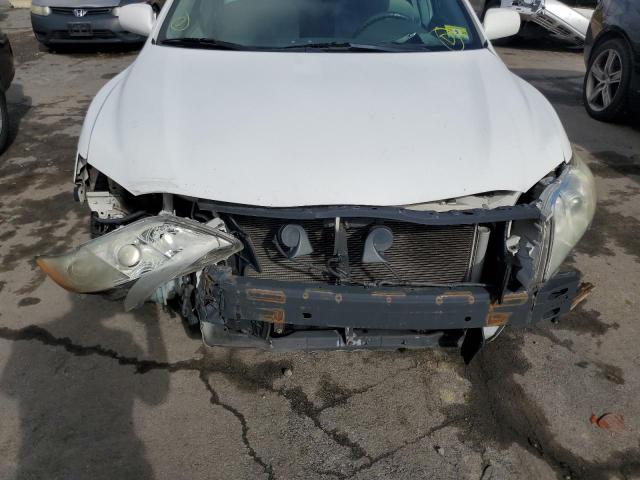 4T1BE46K68U754644 - 2008 TOYOTA CAMRY CE WHITE photo 9