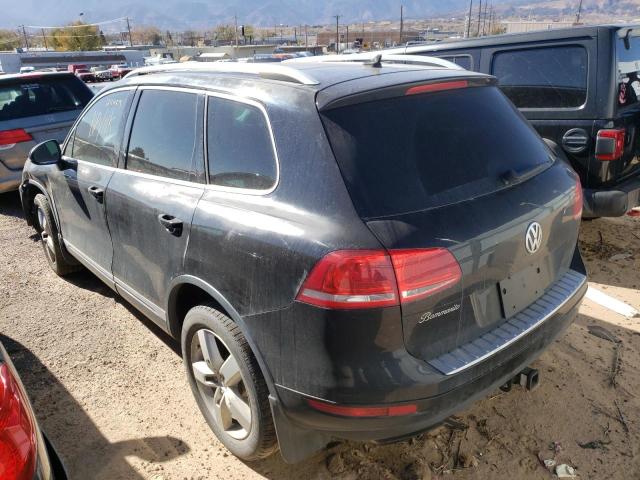 WVGEF9BP5DD006549 - 2013 VOLKSWAGEN TOUAREG V6 BLACK photo 3