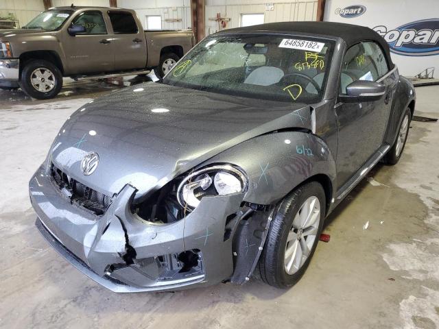 3VW517AT3HM813892 - 2017 VOLKSWAGEN BEETLE S/S 灰色 照片 2