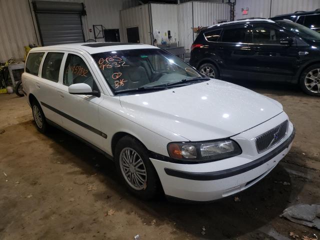 YV1SW61T742417025 - 2004 VOLVO V70 WHITE photo 1