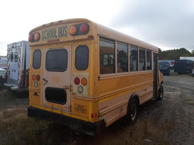 1FDDE35L39DA26682 - 2009 FORD ECONOLINE YELLOW photo 4