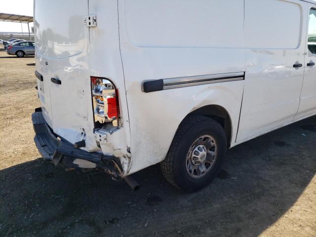 1N6BF0KL5CN103823 - 2012 NISSAN NV 1500 WHITE photo 9