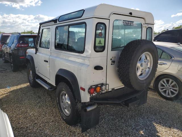 SALDV3247VA101860 - 1997 LAND ROVER DEFENDER 9 WHITE photo 3