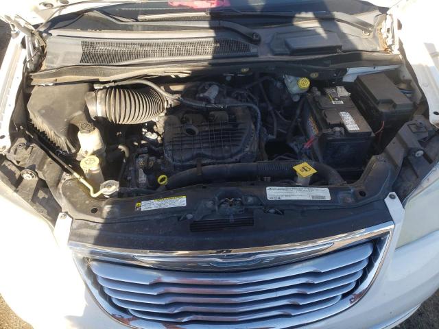 2A4RR5DG3BR796540 - 2011 CHRYSLER TOWN & COU WHITE photo 7