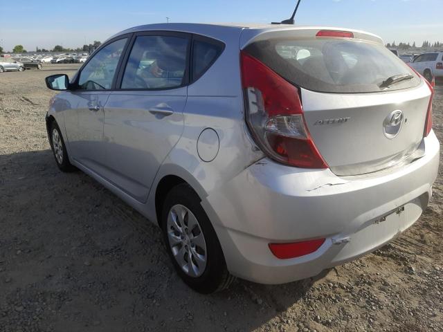 KMHCT5AE5FU217830 - 2015 HYUNDAI ACCENT GS SILVER photo 3