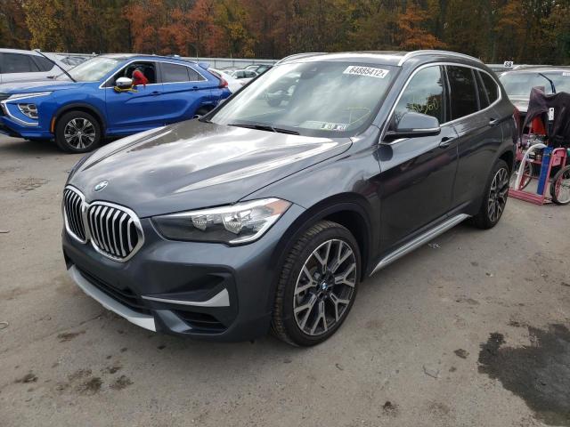 WBXJG9C04M5S74944 - 2021 BMW X1 XDRIVE2 GRAY photo 2