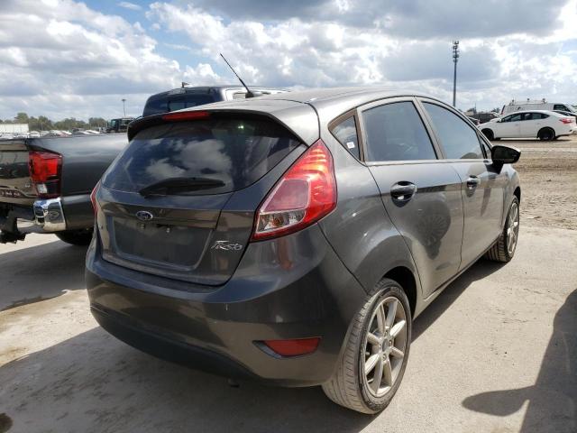 3FADP4EJ5KM124471 - 2019 FORD FIESTA SE GRAY photo 4