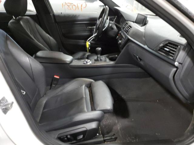 WBA3B9G5XDNR79139 - 2013 BMW 335 XI WHITE photo 5