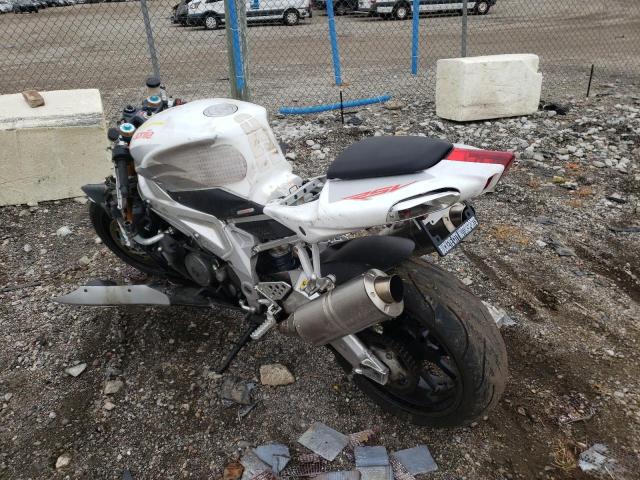 ZD4RRTR099S001400 - 2009 APRILIA RSV 1000 R WHITE photo 3