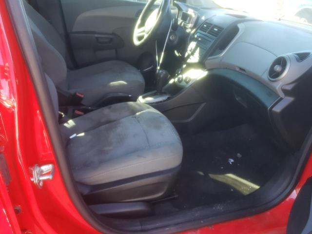 1G1JA5SH8F4151034 - 2015 CHEVROLET SONIC LS RED photo 5