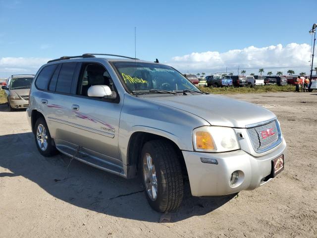 1GKET63M762302465 - 2006 GMC ENVOY DENA SILVER photo 1