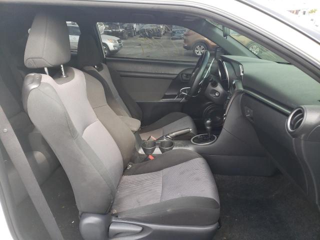 JTKJF5C79F3091987 - 2015 TOYOTA SCION TC WHITE photo 5