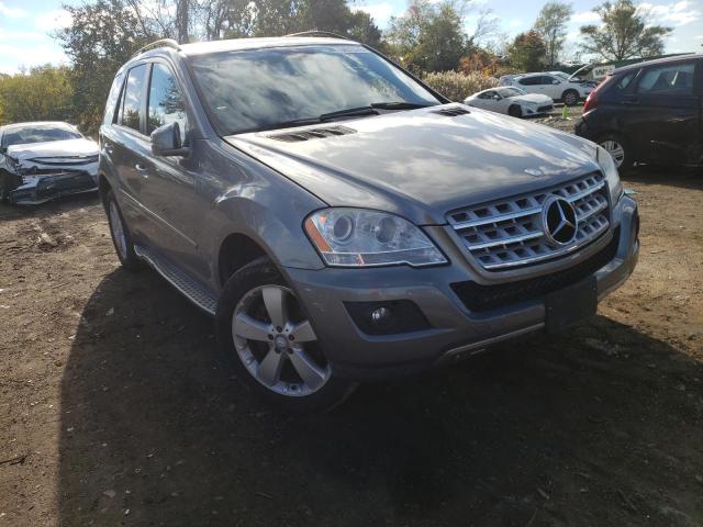 4JGBB8GB6BA722056 - 2011 MERCEDES-BENZ ML 350 4MA GRAY photo 1