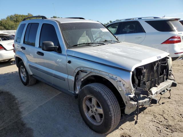 1J4GL38K95W638646 - 2005 JEEP LIBERTY RE SILVER photo 1