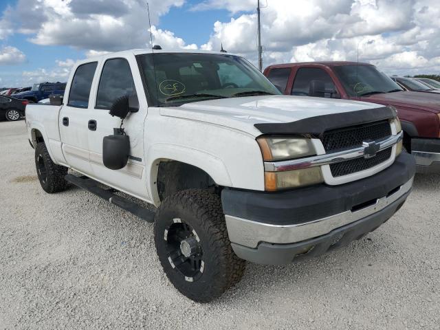 1GCHK23UX4F222040 - 2004 CHEVROLET SILVRDO LT WHITE photo 1