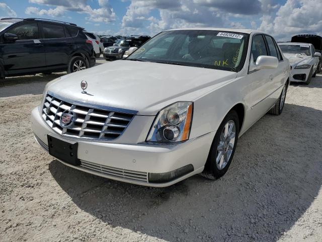 1G6KD5E68BU107884 - 2011 CADILLAC DTS LUXURY WHITE photo 2