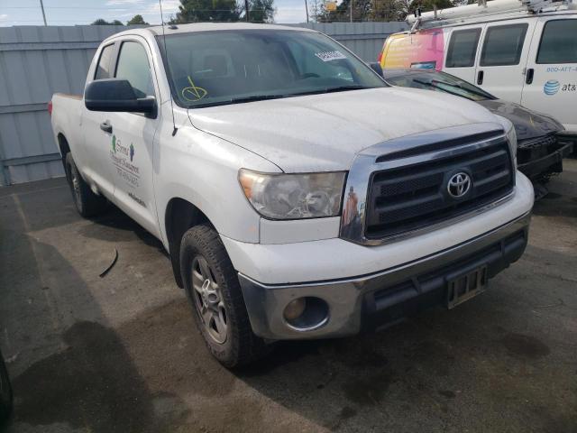 5TFUM5F14DX045748 - 2013 TOYOTA TUNDRA DOU WHITE photo 1