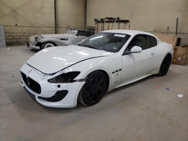 ZAM45VLA4E0124778 - 2014 MASERATI GRANTURISM WHITE photo 2