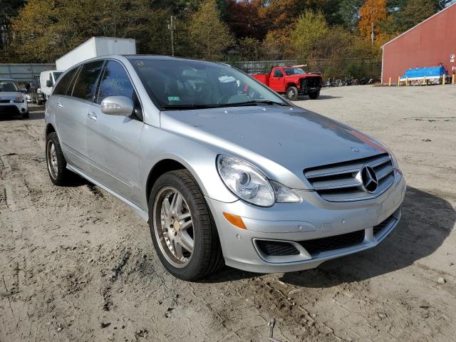 4JGCB75E27A059569 - 2007 MERCEDES-BENZ R 500 SILVER photo 1