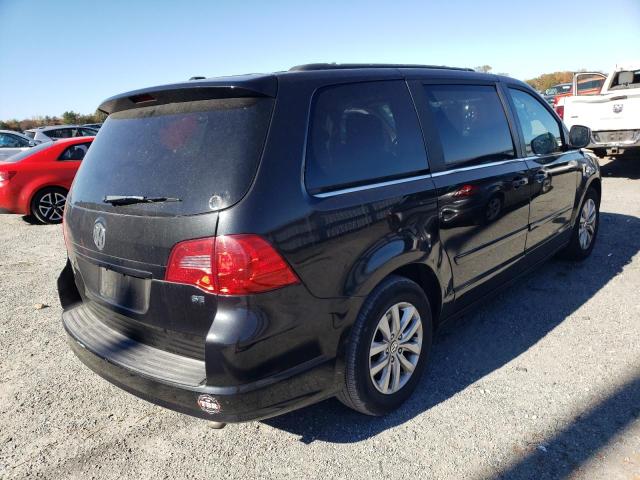 2C4RVABG0CR277010 - 2012 VOLKSWAGEN ROUTAN SE BLACK photo 4