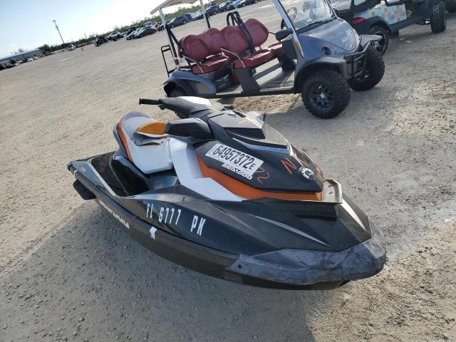 YDV36866C212 - 2012 YDV JET SKI BLACK photo 1