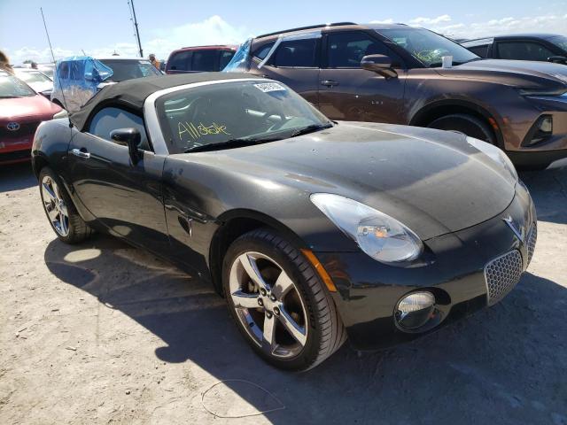 1G2MC35BX8Y131376 - 2008 PONTIAC SOLSTICE BLACK photo 1