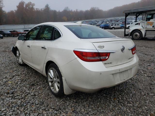 1G4PT5SV7F4174155 - 2015 BUICK VERANO PRE WHITE photo 3