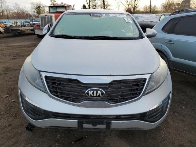 KNDPB3A28D7379417 - 2013 KIA SPORTAGE B SILVER photo 9