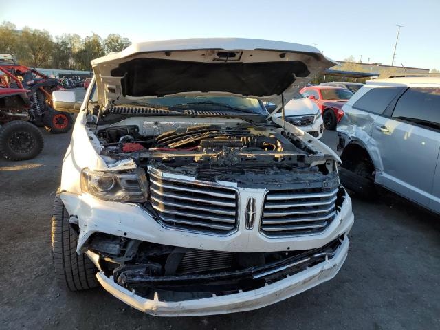 5LMJJ2LT5HEL10901 - 2017 LINCOLN NAVIGATOR 白色 照片 9