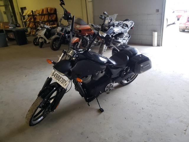 5VPGA36N8D3024066 - 2013 VICTORY MOTORCYCLES VEGAS 8-BA BLACK photo 2