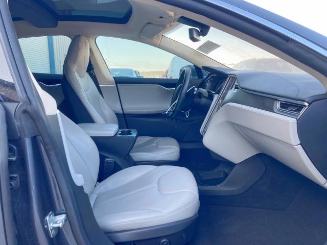 5YJSA1S18EFP65094 - 2014 TESLA MODEL S Մոխրագույն լուսանկար 5