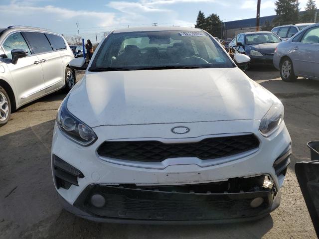 3KPF24AD2ME285116 - 2021 KIA FORTE FE WHITE photo 5