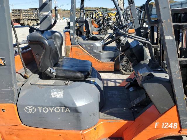 94484 - 2005 TOYOTA FORKLIFT ORANGE photo 5