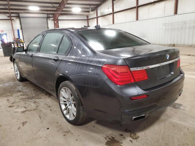 WBAKC8C55BC432894 - 2011 BMW 750 GRAY photo 3