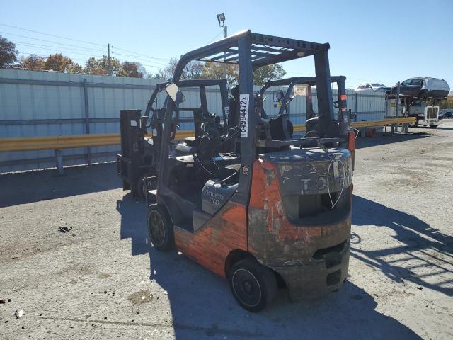 44608 - 2013 TOYOTA FORKLIFT ORANGE photo 3