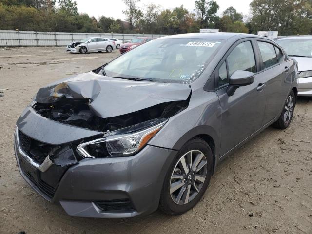 3N1CN8EV2LL831172 - 2020 NISSAN VERSA SV GRAY photo 2