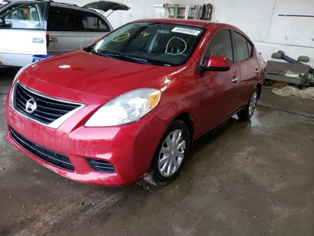 3N1CN7AP9DL862535 - 2013 NISSAN VERSA S RED photo 2